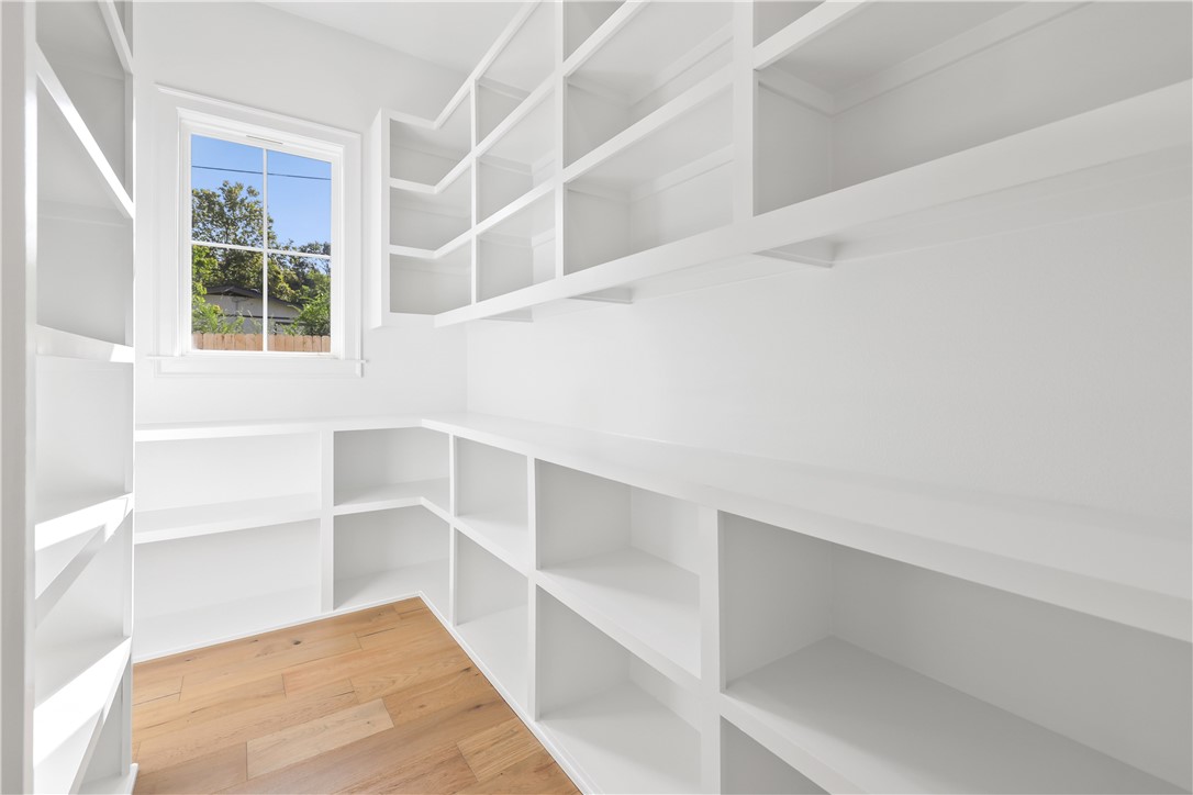 Dutton Woods - Residential