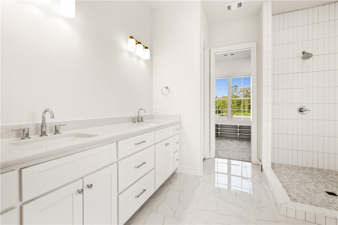Dutton Woods - Residential