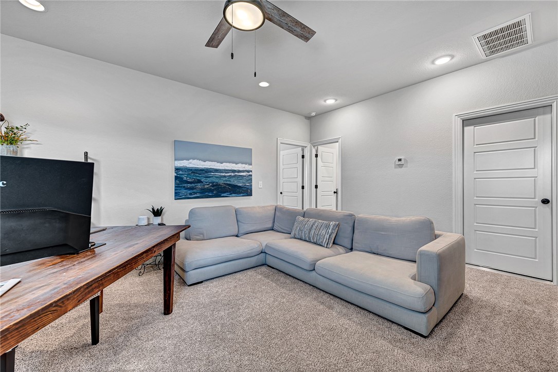 Elm Valley Sub Ph II Elm Spgs - Residential
