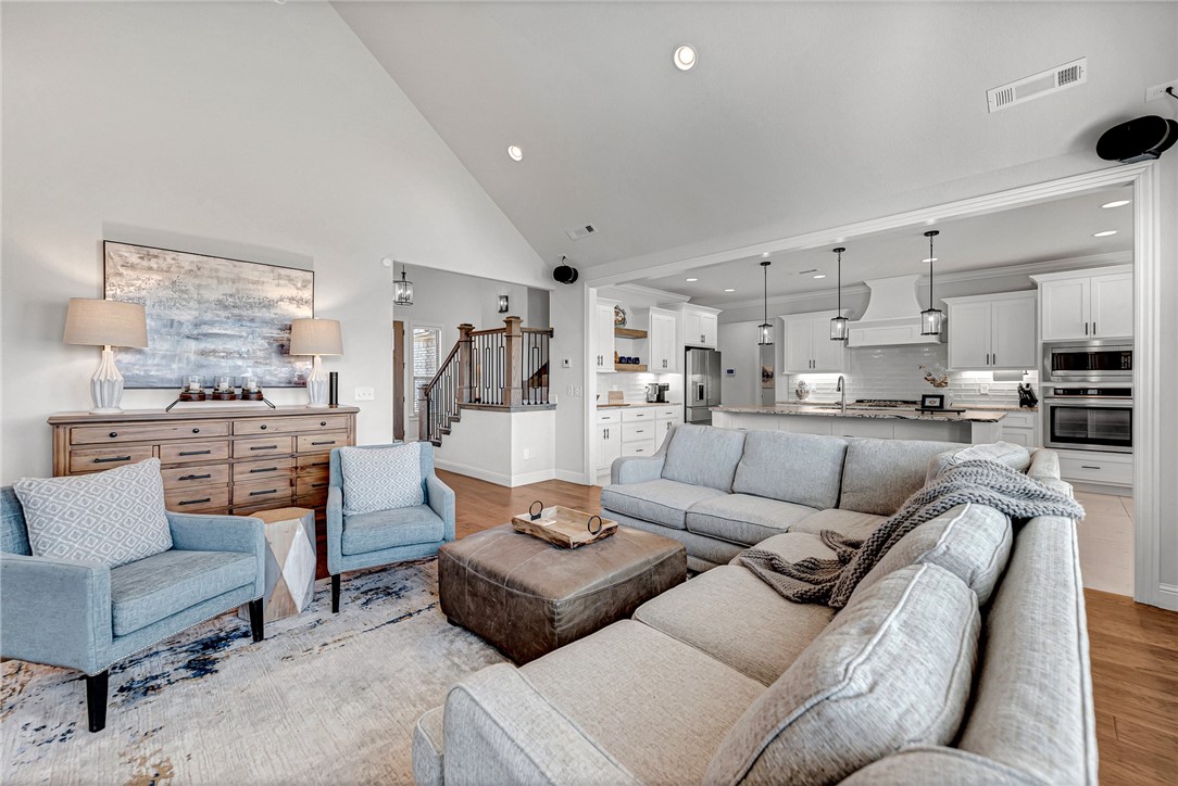 Elm Valley Sub Ph II Elm Spgs - Residential