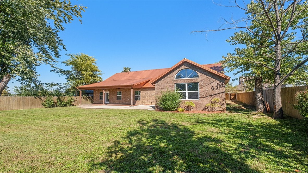 Felkers Sub Rogers - Residential Lease