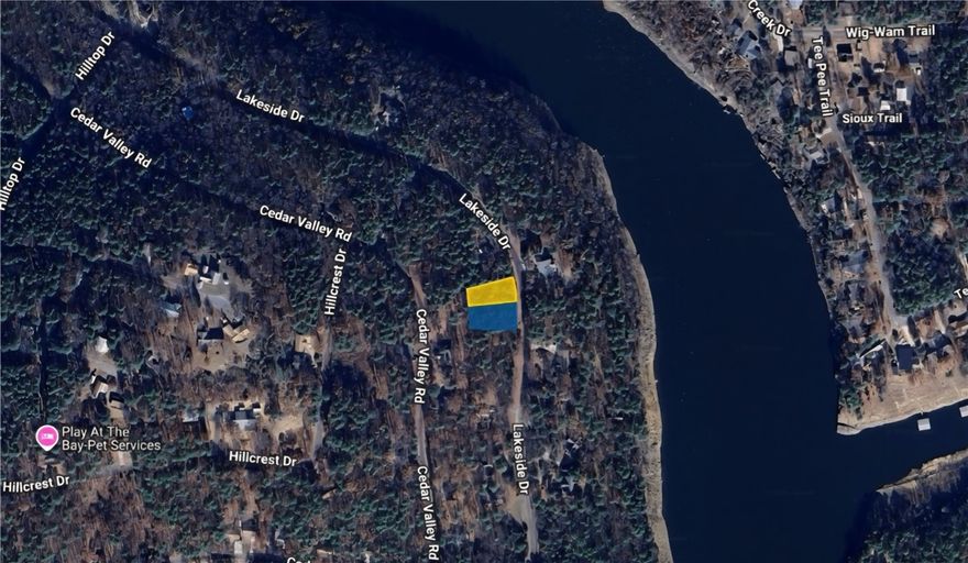 Build your dream home across the street from Greers Ferry Lake on this .58 (+/-) acre lot! Enjoy peaceful lake views, fresh air, and easy access to the water for boating, fishing, or relaxing weekends. The spacious 2 parcels offer the perfect blend of tranquility and convenience—just minutes from local shops, dining, and recreation. Owner financing is available. Mobile/manufactured homes are not allowed. Call or text today for more information.