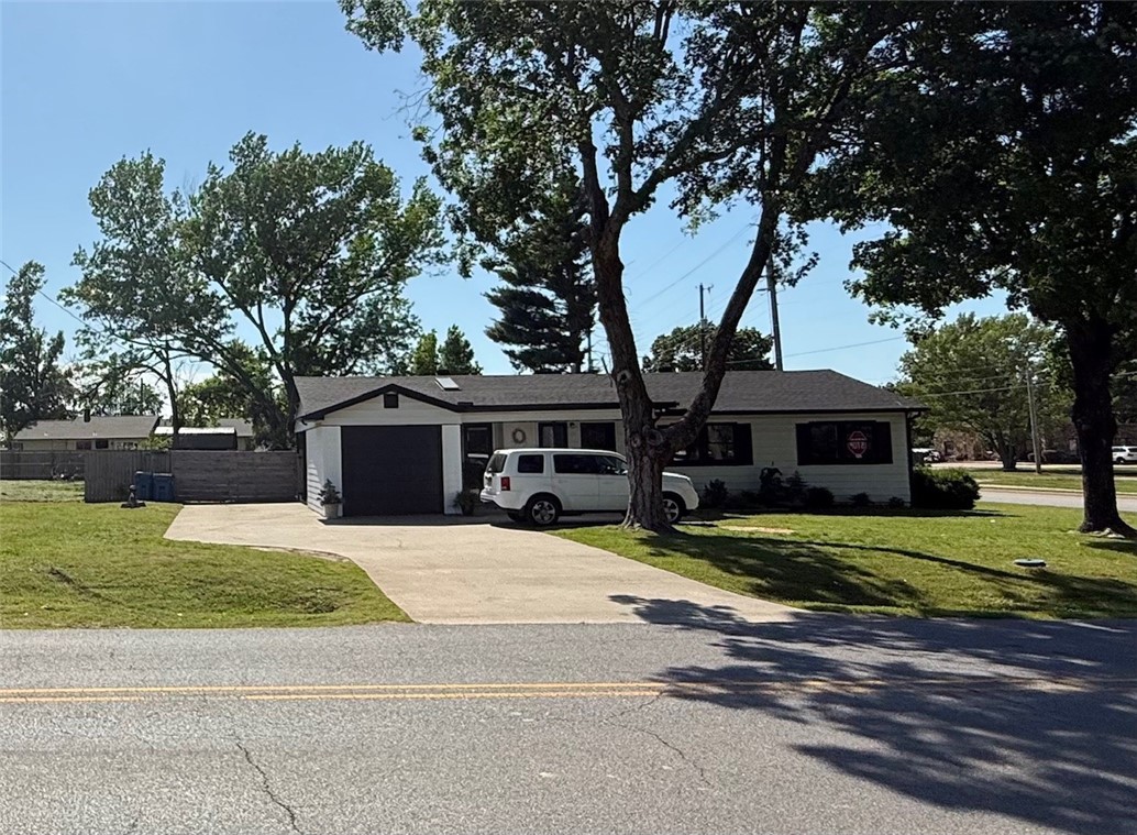 Adorable property right in downtown Bentonville.