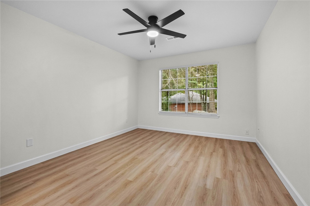 Royal Oaks Estates - Residential Lease