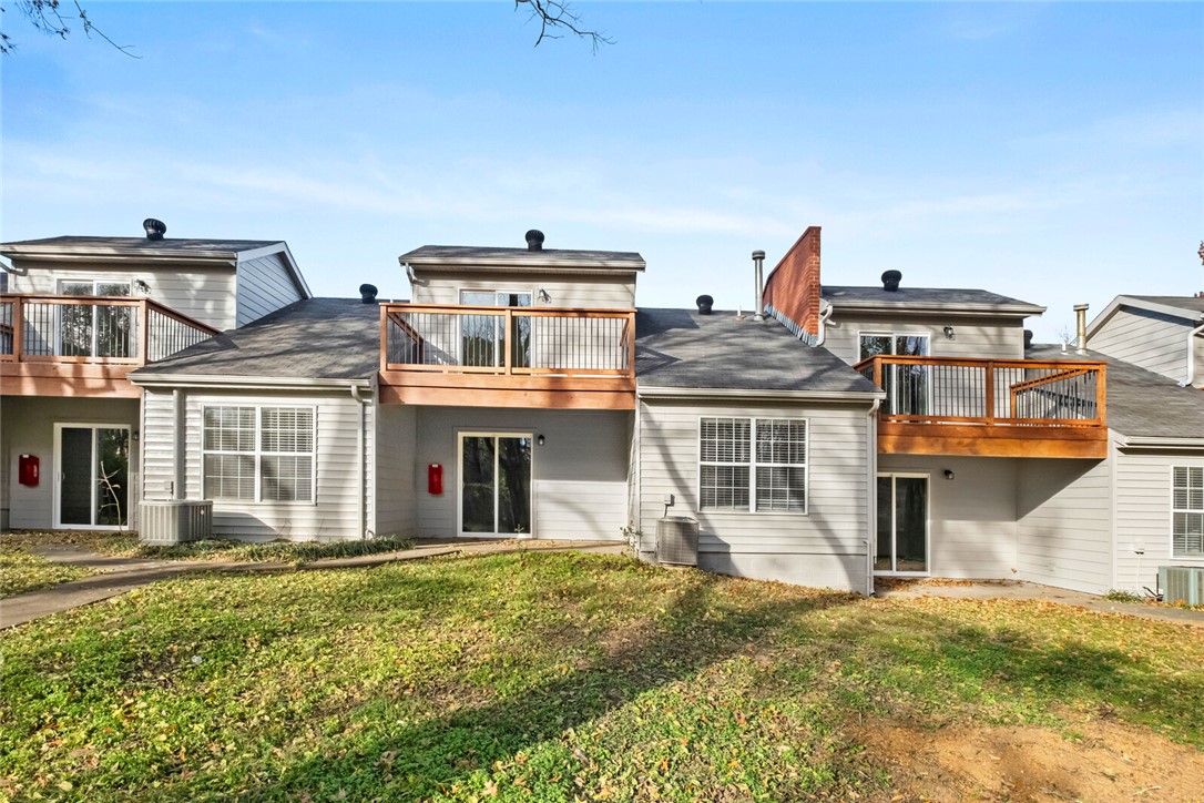 Royal Oaks Estates - Residential Lease