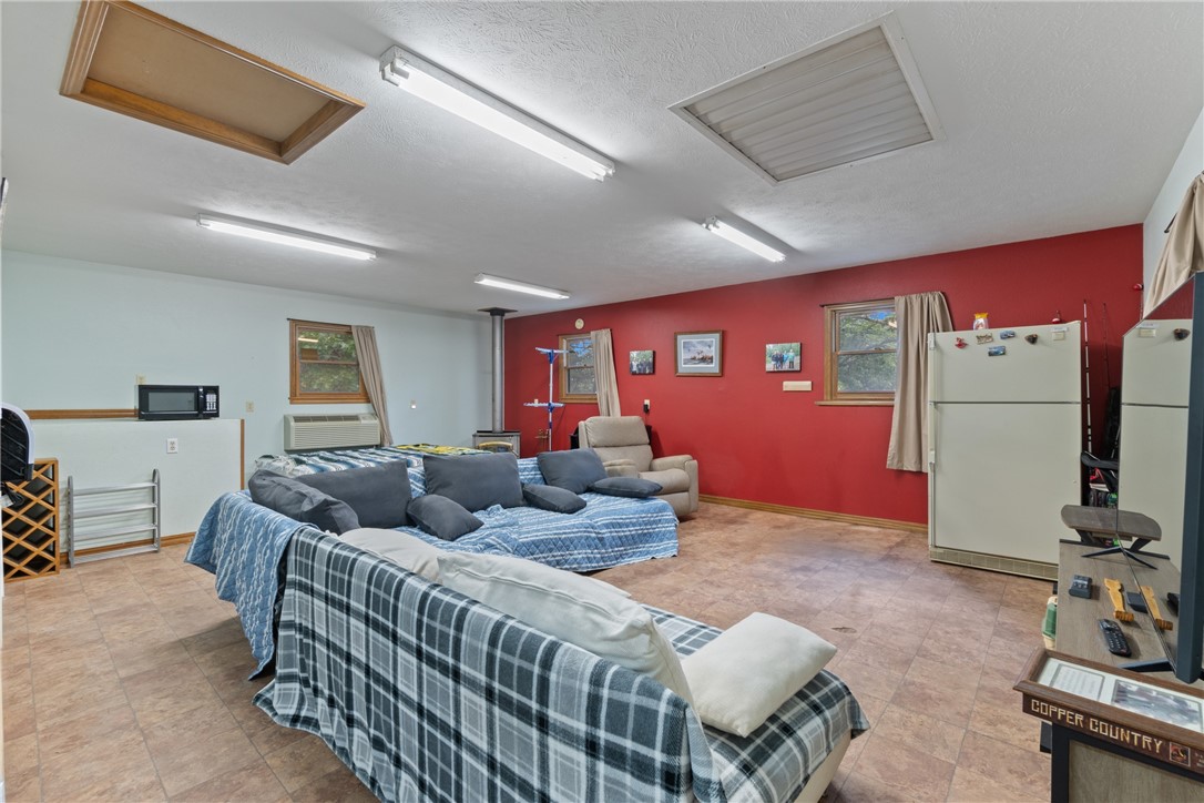 Unit 5 Holiday Island - Residential