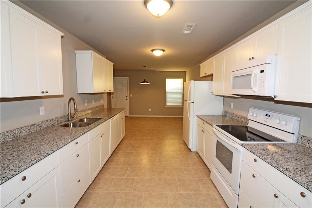 Kerelaw Castle Bentonville - Residential