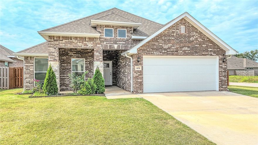 Welcome to 1070 Pink Lady Place in Bentonville!
This charming 3-bedroom, 2-bath home offers 1,950 sq. ft. of comfortable living in a friendly, quiet neighborhood. Step inside to an open-concept living area, a spacious kitchen, and a two-car garage that includes a garage kitchen and wash area, which will convey with the purchase of the property.
Nestled in The Pines at Orchard Park subdivision, this home is close to top-rated schools like Centerton Middle and High School, plus just minutes from shopping, dining, and parks. With quick access to Highway 72, commuting is a breeze.
Enjoy the peace of mind of existing warranties on the home, and the sellers are willing to sell some of their furniture—ask for details.
This home truly blends comfort, convenience, and community—making it the perfect place for your next chapter. Don’t miss out!