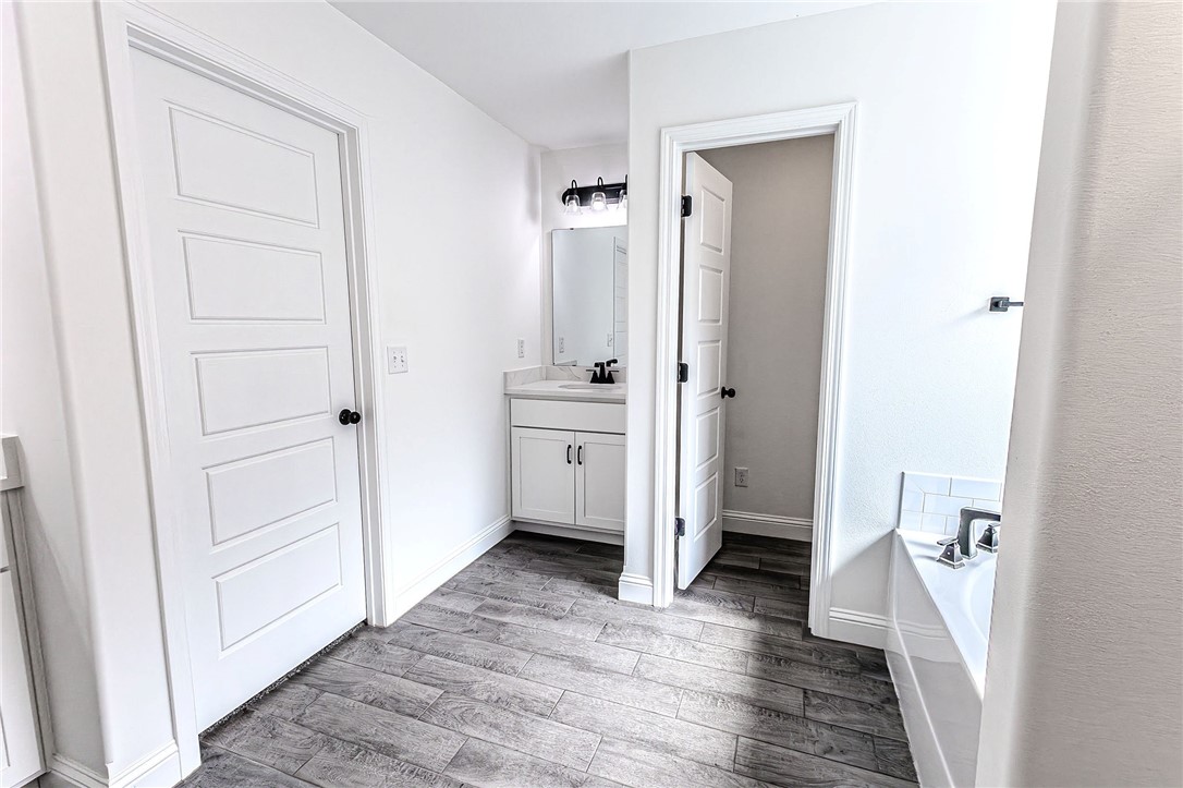 Pines Ph Iii, The Centerton - Residential