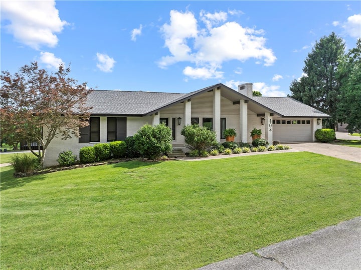 Photo 1 of 60 — 104 W Watts Street, Harrison, AR 72601