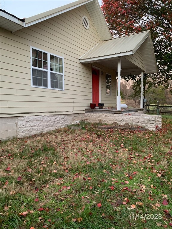 3 bed, 2 bath home on approximately 8.41 acres. Remodeled in 2009, there is a 3 stall carport/equipment shed. Hardwoods and wet weather spring. Hardy board siding.
All offers must be submitted by the Buyer's agent via the res.net Agent Portal. If your offer is accepted, you agree to be responsible for an offer submission technology fee of $150.00. The fee will be collected and disbursed by the settlement agent and disbursed at the closing and settlement of the transaction. To submit your buyer's offer, simply click the link below. If you already have a res.net agent account, you will be prompted to log in. If not, you will be prompted to create an account.
To begin, click or paste this link into your web browser: https://agent.res.net/Offers.aspx?-1790727