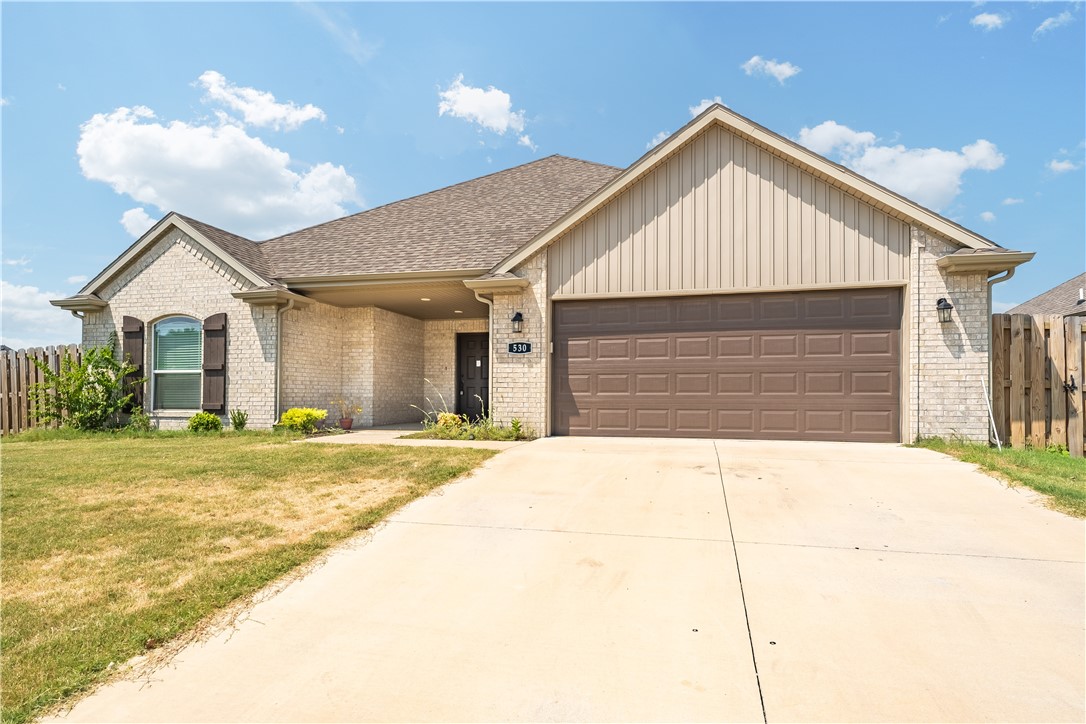 Welcome to your next home! Beautiful 3 bdr/2 bath all Brick home with split floor plan. Gas fireplace and crown molding in living room. Kitchen pantry and stainless steel appliances. Master Suite bathroom has a whirlpool tub. Covered Patio with a great back yard. A must see! Credit and background check required. Sign lease and pay deposit before January 31st and get Marches's rent free!