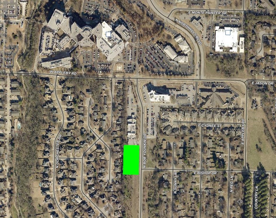 Located in central Fayetteville and the heart of the medical district with easy access to Washington Regional Hospital, I-49, and Highway 71B. This lot is ready to build the perfect commercial office for your business, surrounded by several medical, retail and office spaces. Walkable access to Razorback Greenway trail system, dining, and entertainment.