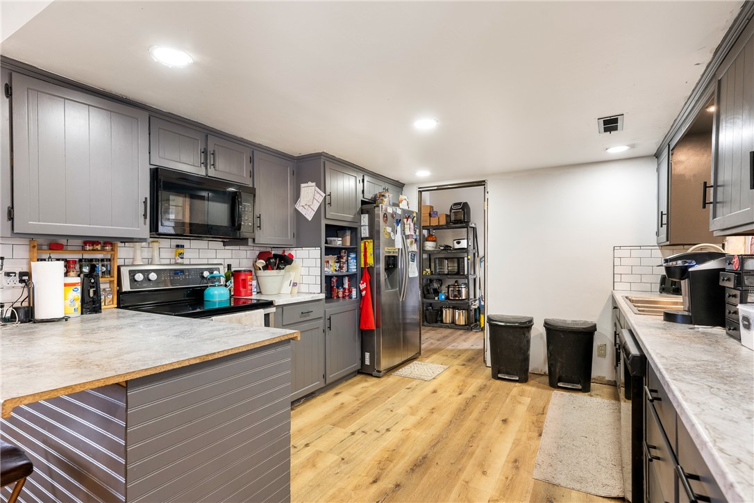 Parkwood Add Rogers - Residential