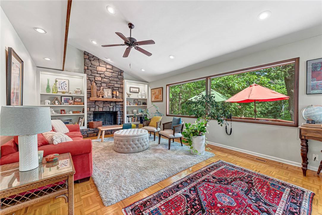 Twin Oaks Sub - Residential