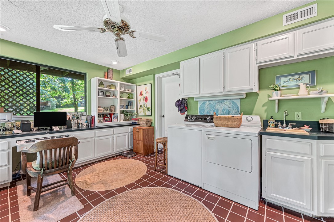 Twin Oaks Sub - Residential
