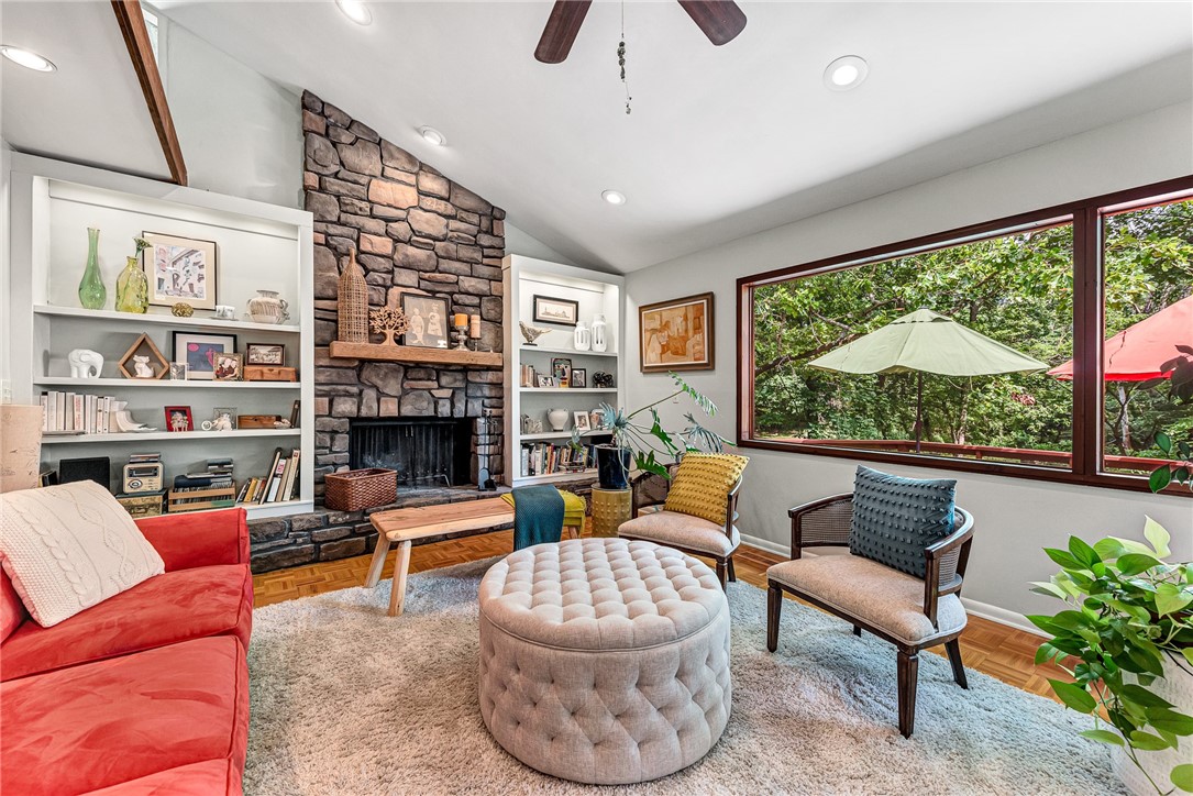 Twin Oaks Sub - Residential