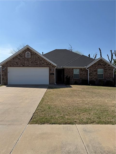 Photo of 2912 S 21st Street, Rogers, AR 72758 (MLS # 1341747)