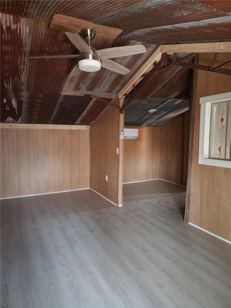 S-T-R: 05-17-28 - Residential