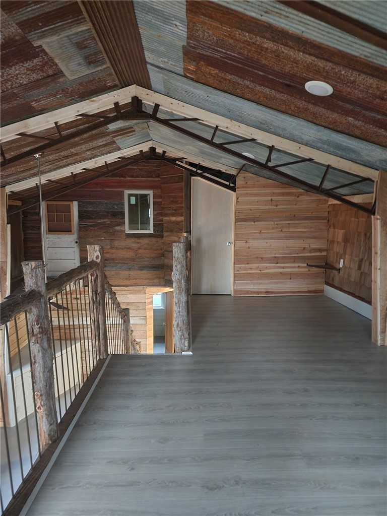 S-T-R: 05-17-28 - Residential