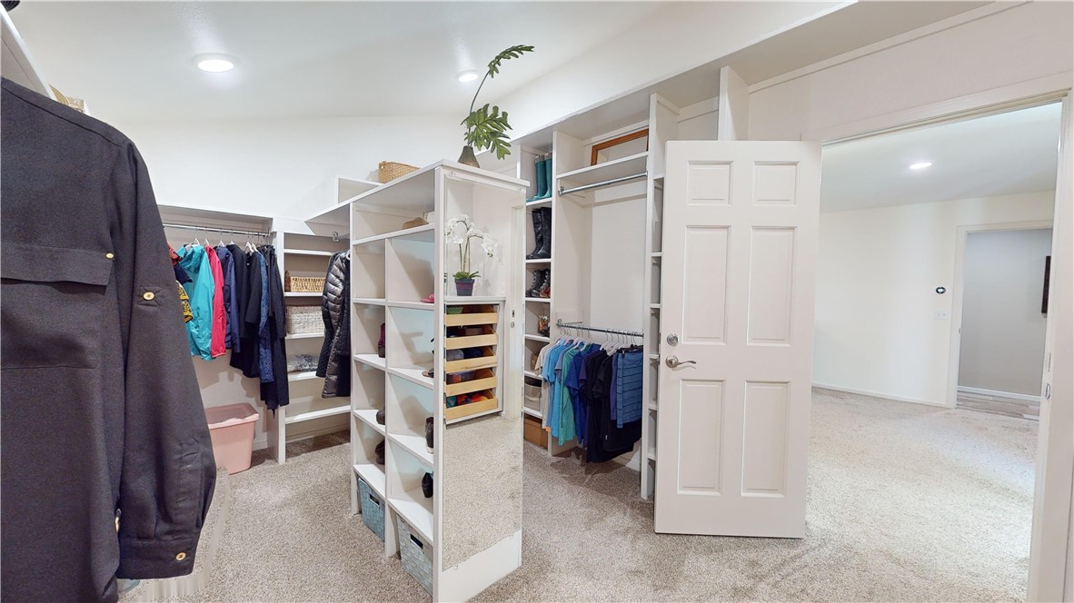 Centre Court-Rogers - Residential