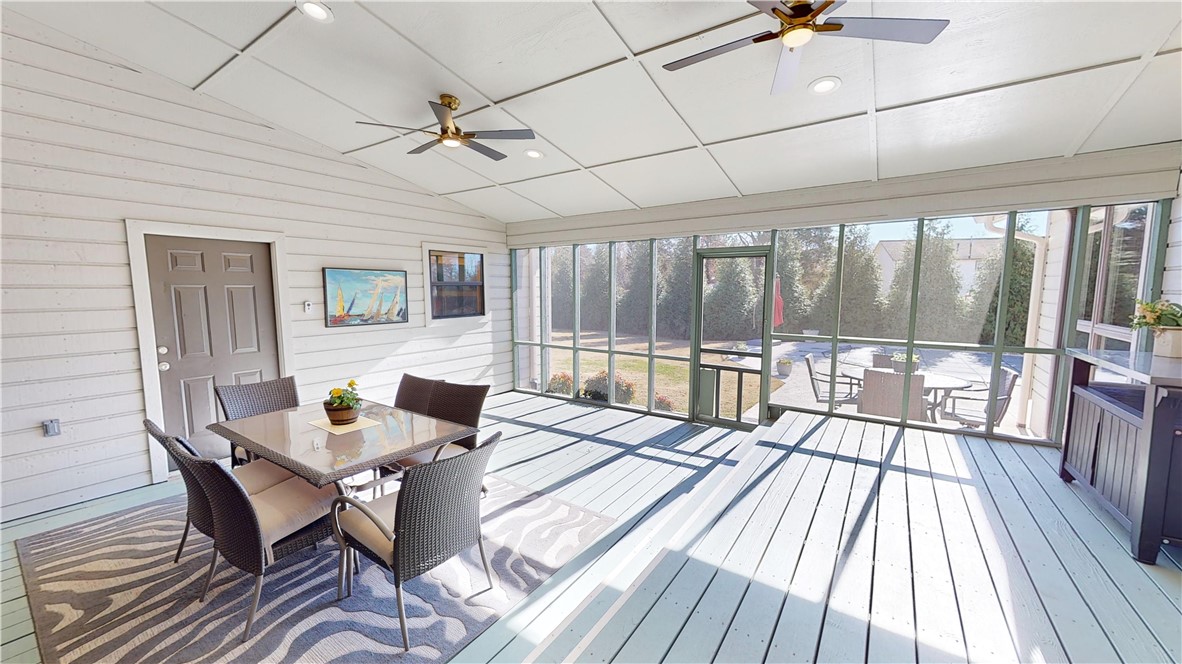 Centre Court-Rogers - Residential