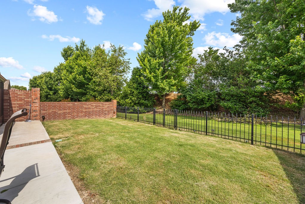 Shadow Valley Twnhms Ph 1 Rogers - Residential