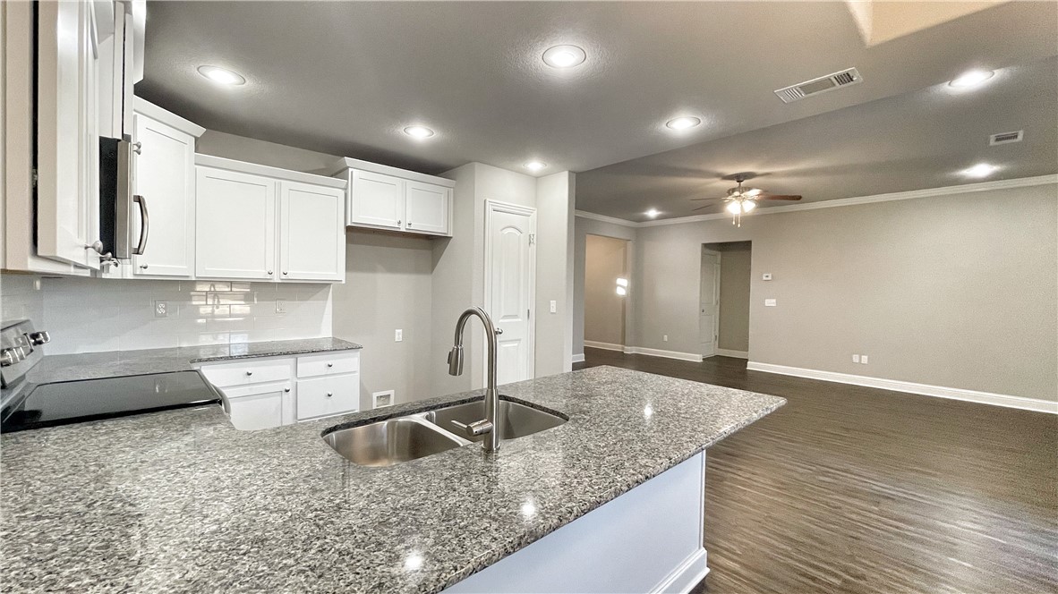 Belle Meade Sub Ph 4 - Residential Lease