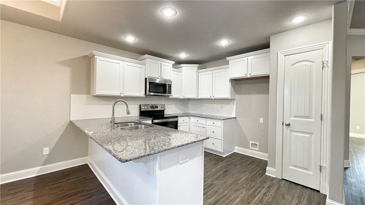 Belle Meade Sub Ph 4 - Residential Lease