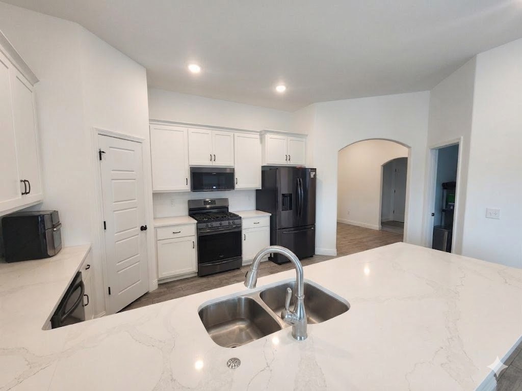 Pines Ph III, The Centerton - Residential