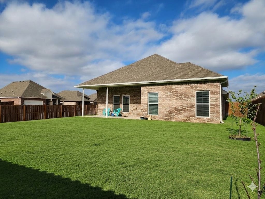 Pines Ph III, The Centerton - Residential
