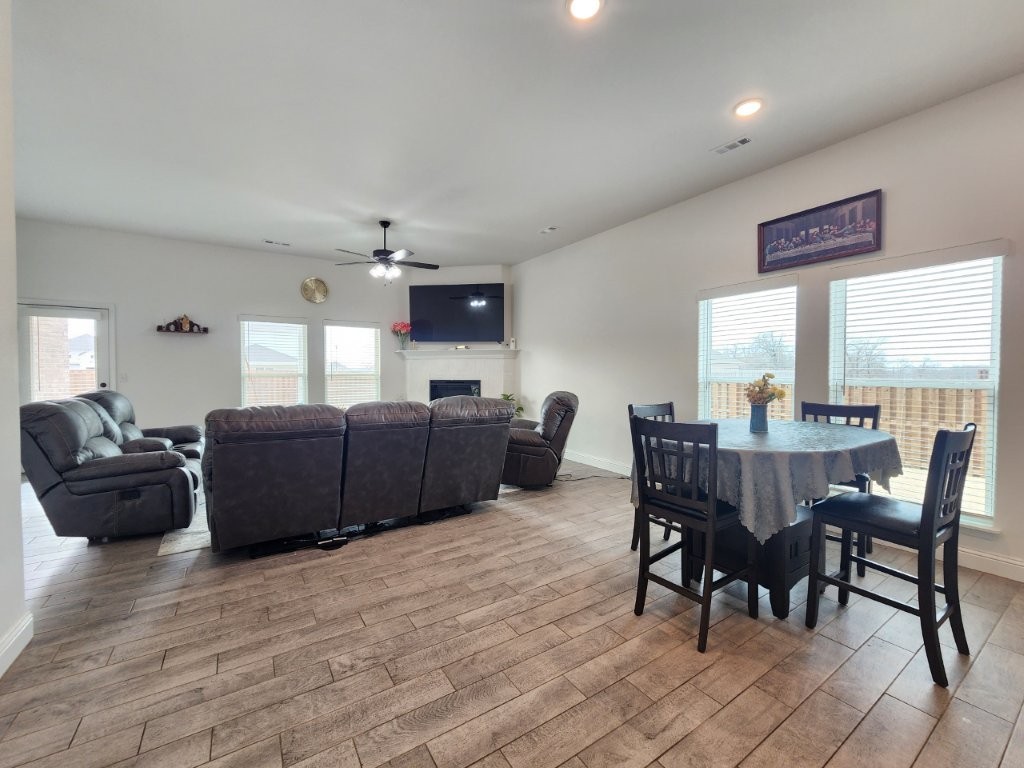 Pines Ph III, The Centerton - Residential