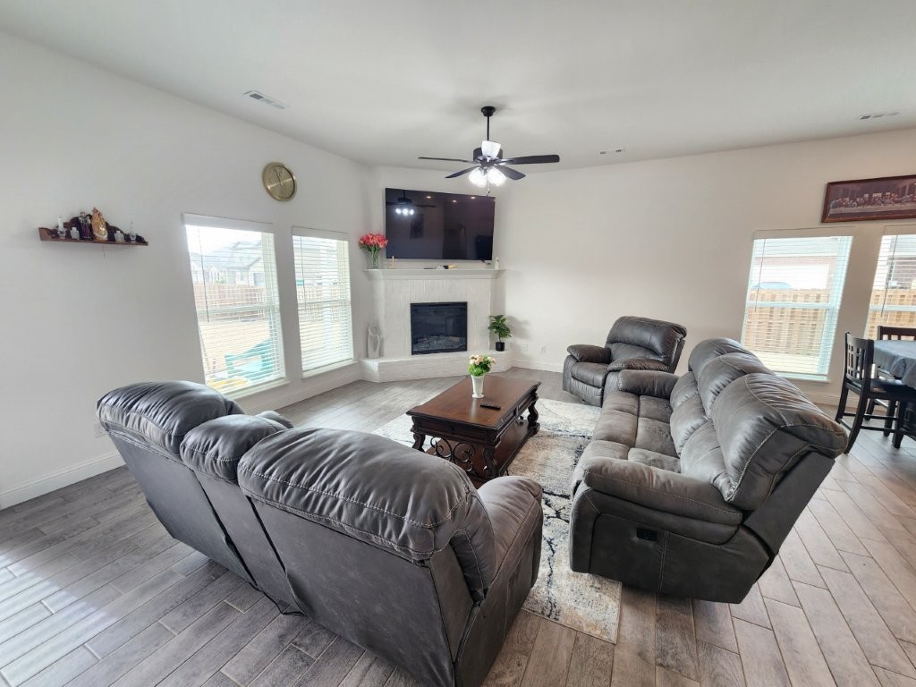 Pines Ph III, The Centerton - Residential