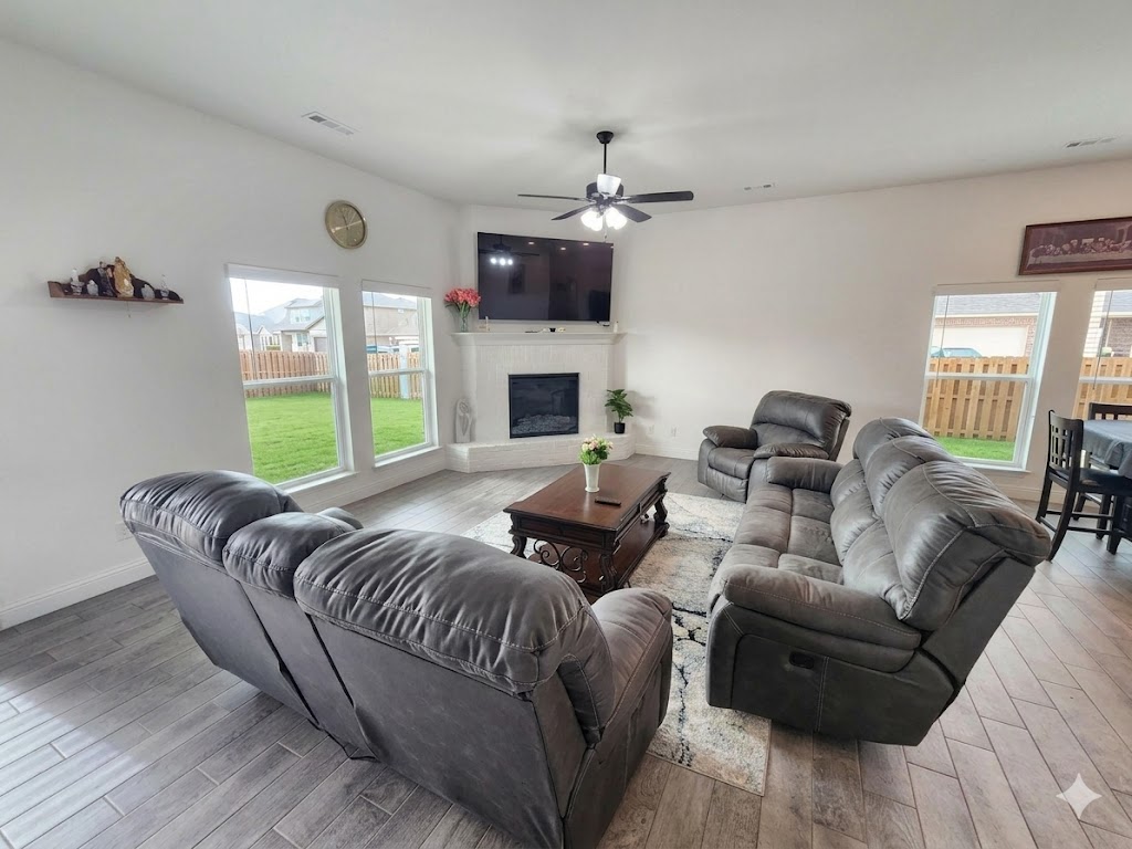 Pines Ph III, The Centerton - Residential