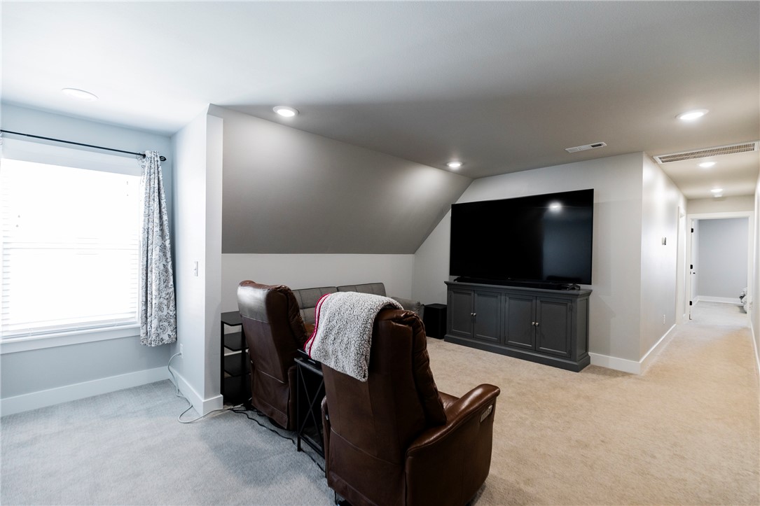 Cobble Creek - Residential