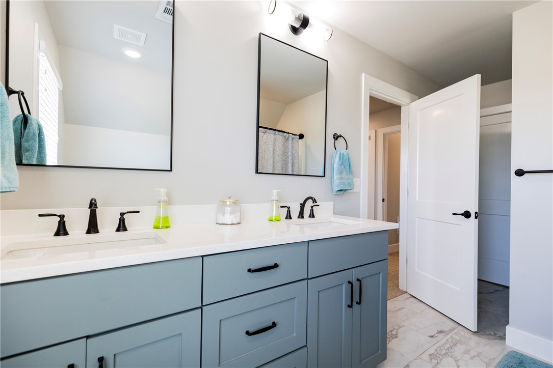 Cobble Creek - Residential