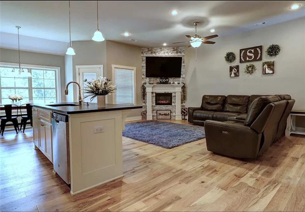 Keswick Sub Bvv - Residential Lease