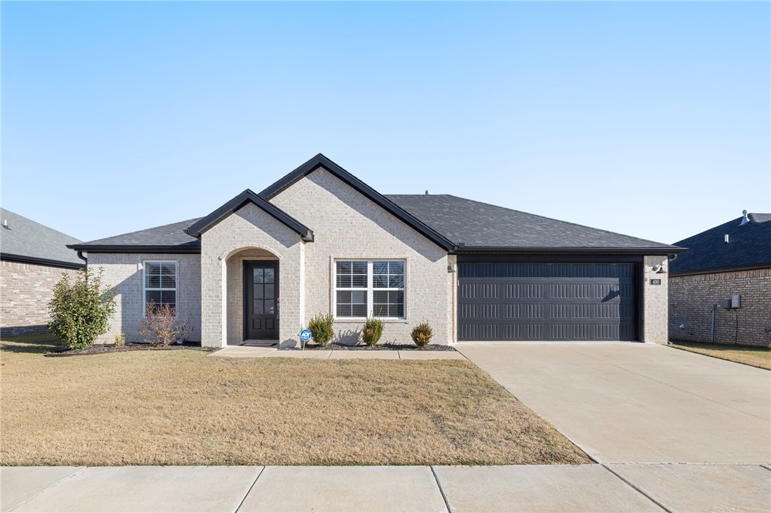 This charming home, built in 2020, is in the desirable Morsani Acres neighborhood. From the moment you step inside, youāll be captivated by it's serenity. The living room greets you with a vaulted ceiling & a cozy gas fireplace, seamlessly transitioning into the beautiful kitchen.
The functional & stylish kitchen features a large island, white quartz countertops, a subway tile backsplash, a farmhouse sink, and a pantry, making it perfect for entertaining and everyday living.
This thoughtfully designed home with a split floor plan strikes the perfect balance between comfort and elegance. The backyard is ideal for hosting gatherings or simply relaxing; it offers covered & open patio areas and a wood privacy fence for added tranquility. An added bonus is the insulated shed, a versatile space that can be transformed into a workshop, hobby room, or simply used for additional storage. Whether youāre searching for your forever home or considering a fantastic investment property, this warm & inviting home is a must-see.