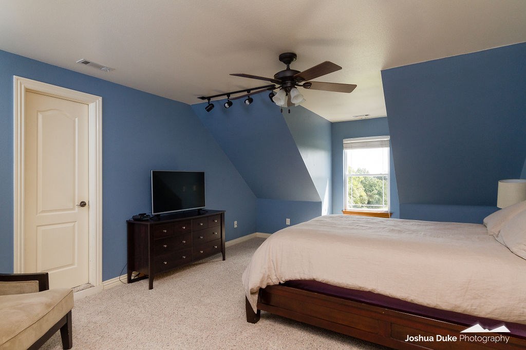 Elm Spgs Outlots - Residential