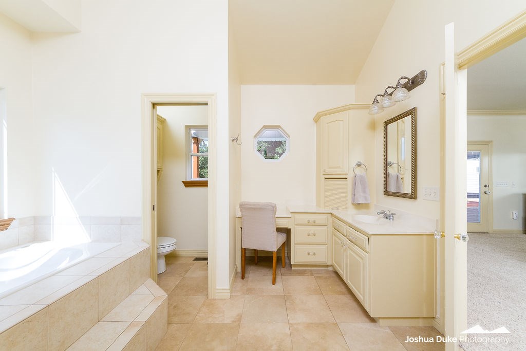 Elm Spgs Outlots - Residential