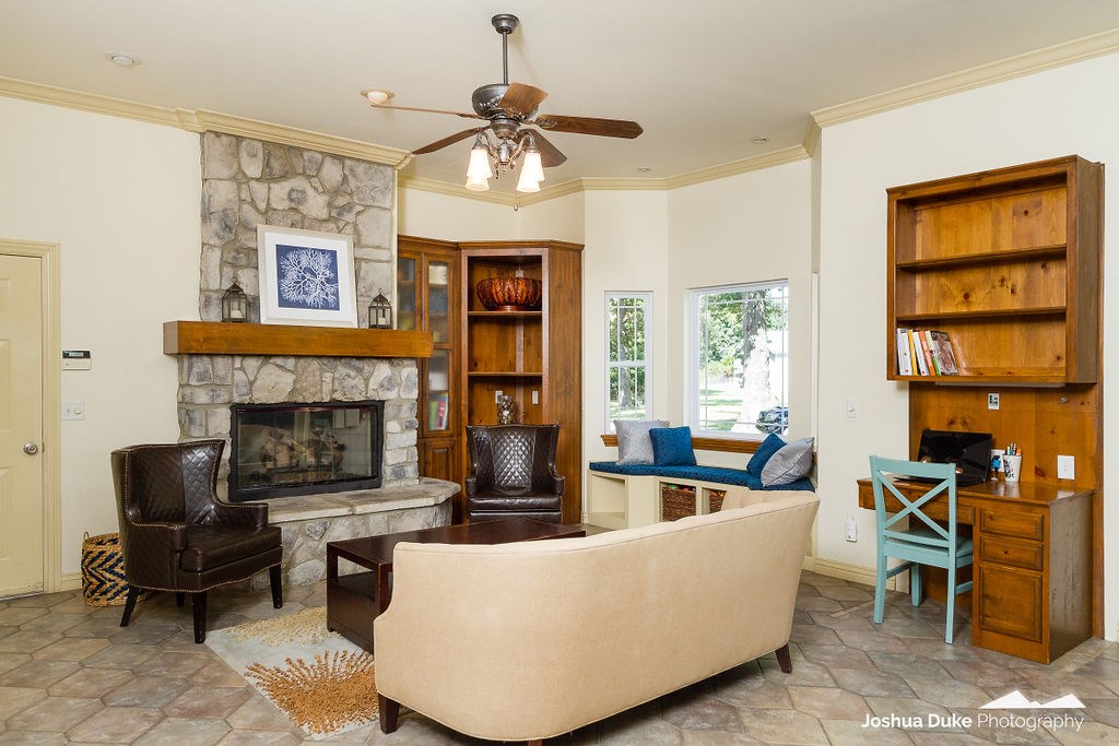 Elm Spgs Outlots - Residential