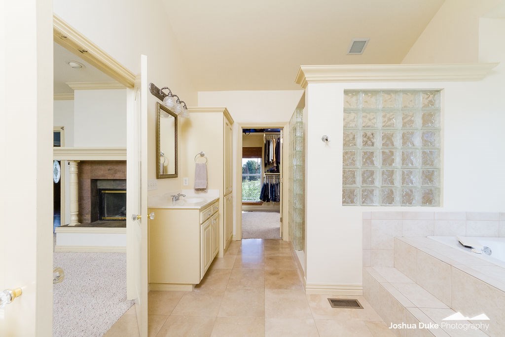 Elm Spgs Outlots - Residential