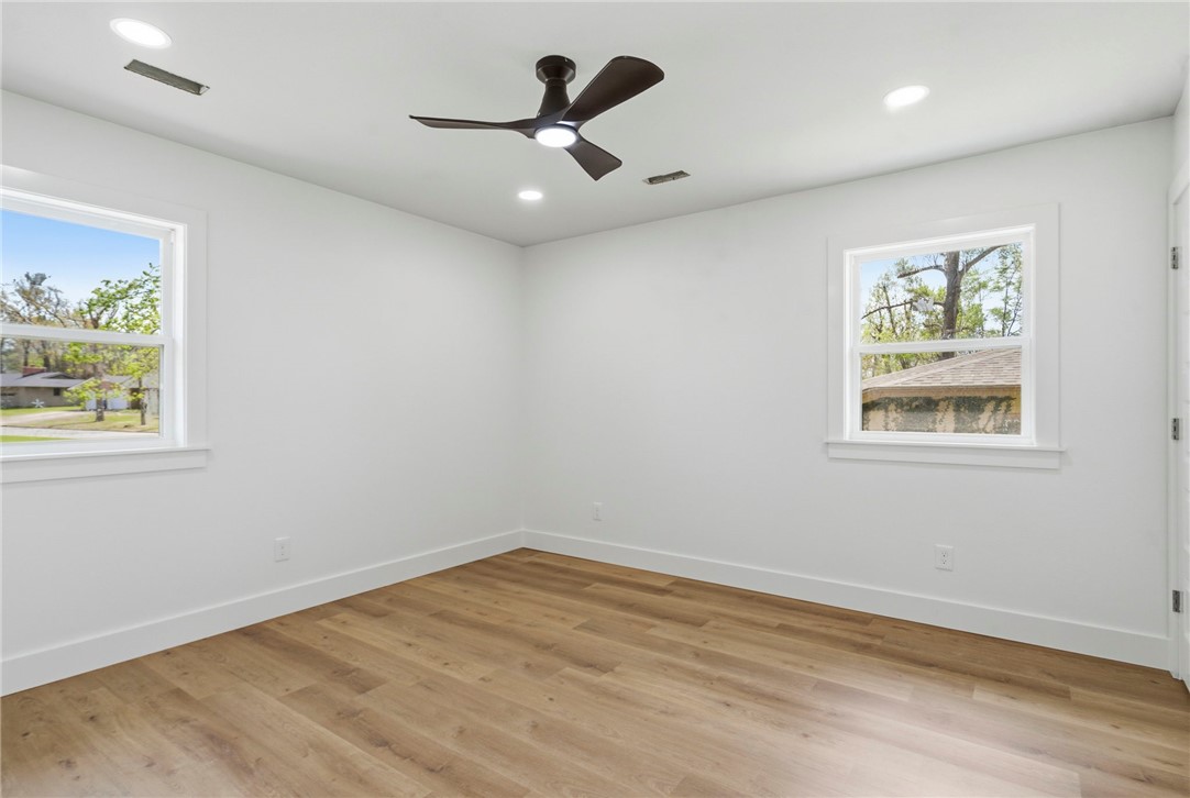 Oakcrest Add Rogers - Residential