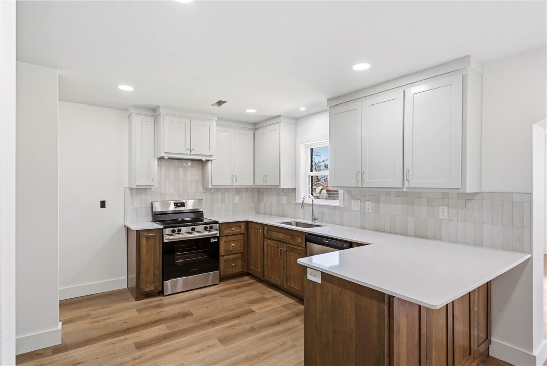 Oakcrest Add Rogers - Residential