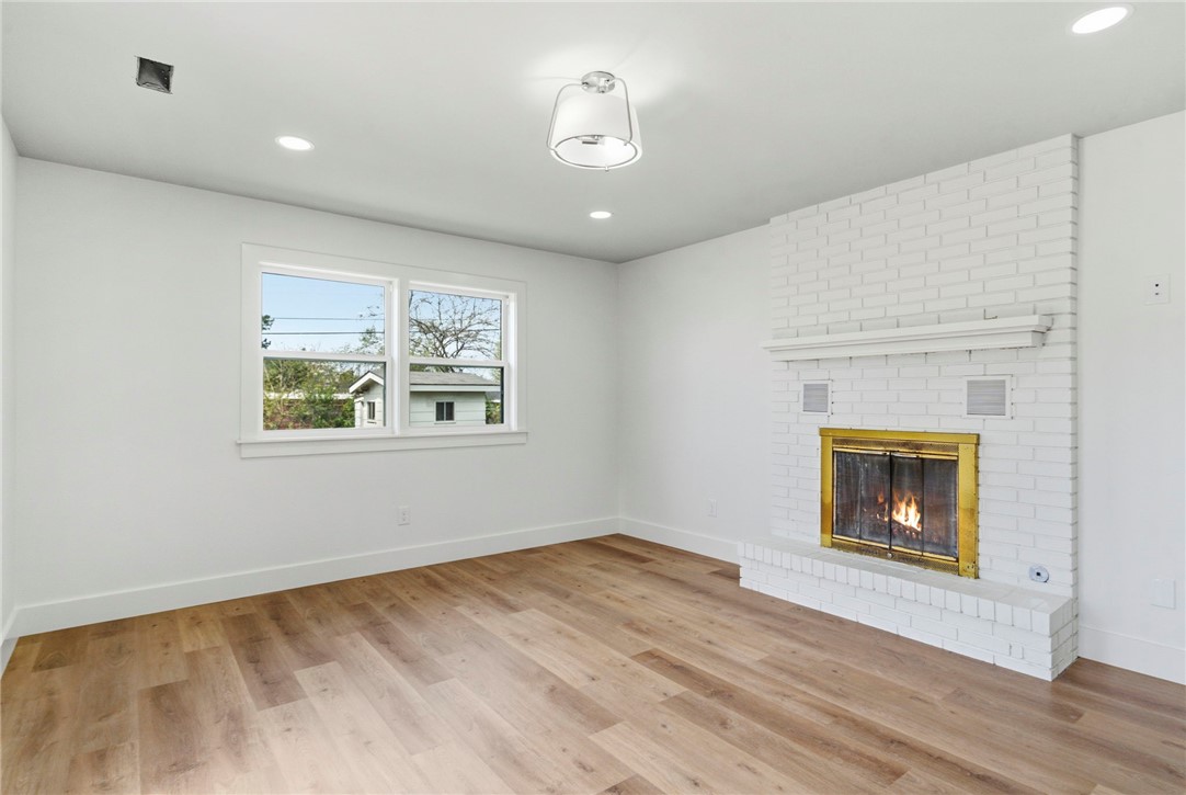 Oakcrest Add Rogers - Residential