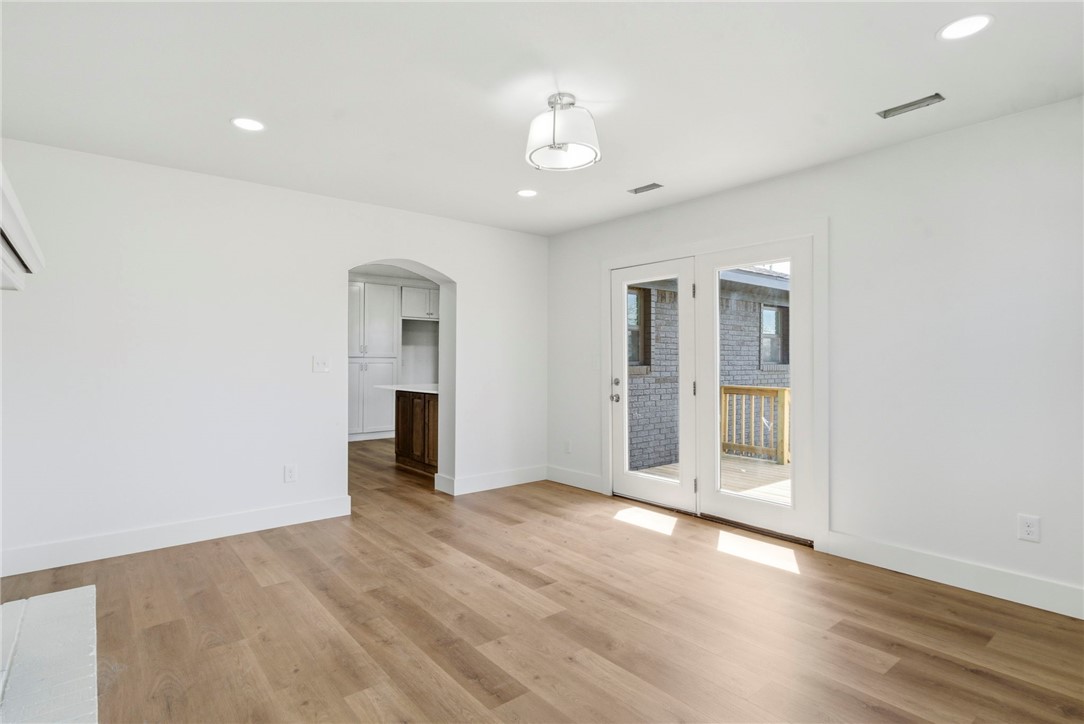 Oakcrest Add Rogers - Residential