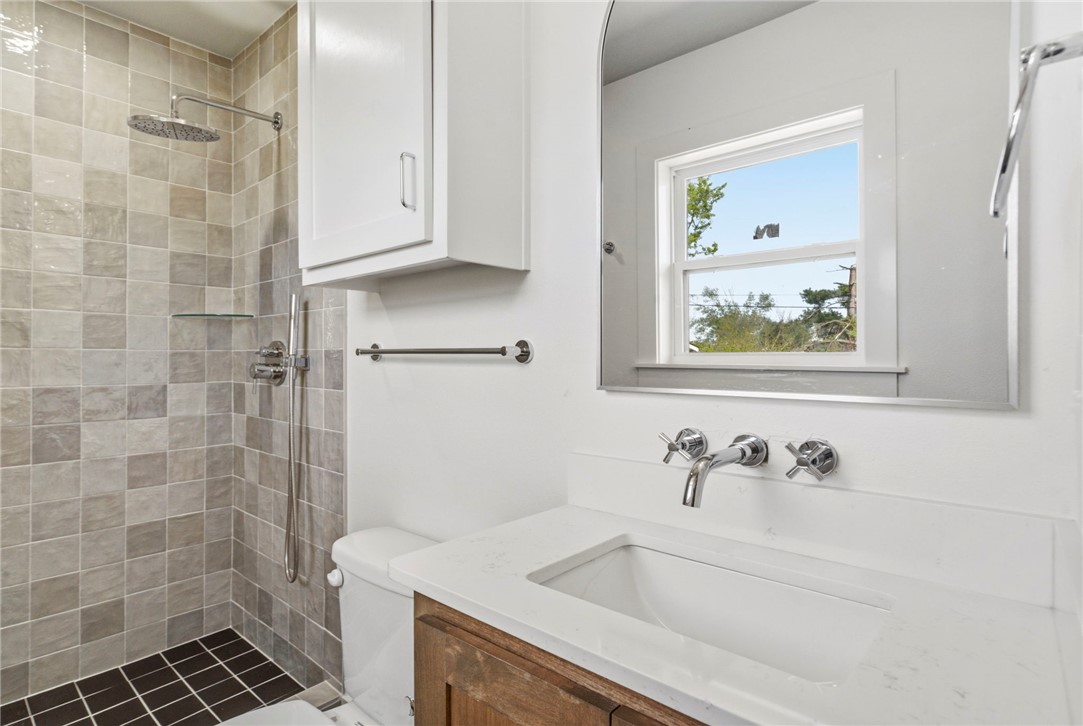 Oakcrest Add Rogers - Residential