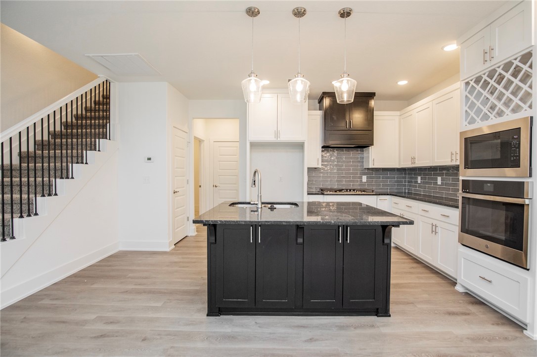 WALNUT GROVE SUB PH 1-BENTONVILLE - Residential