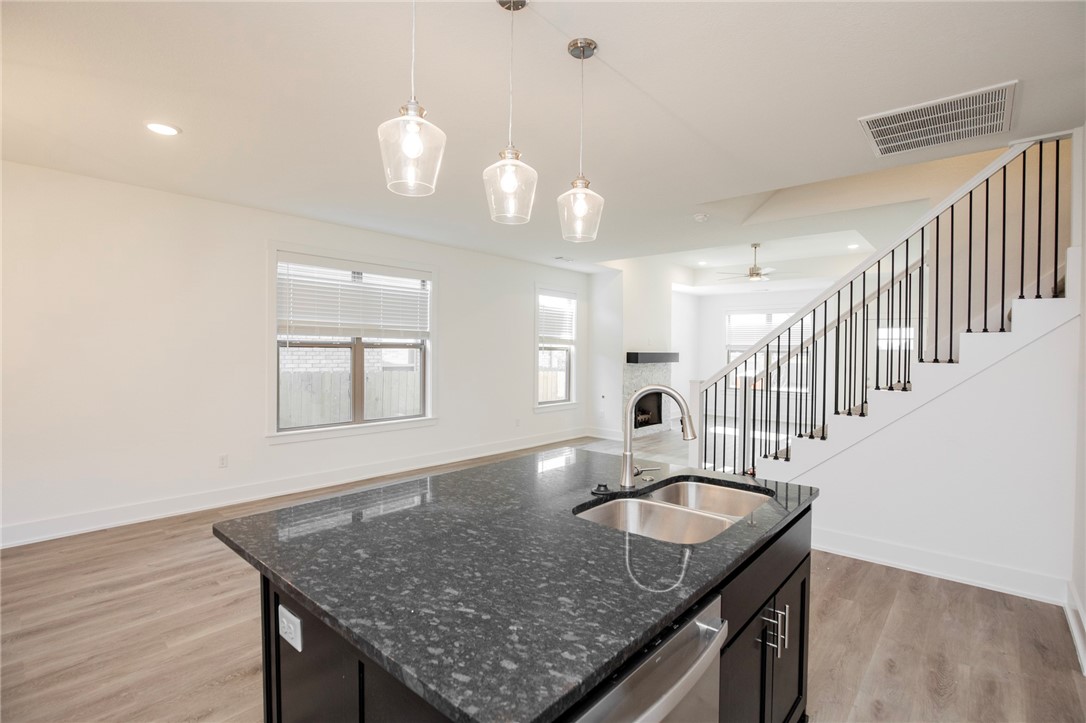 WALNUT GROVE SUB PH 1-BENTONVILLE - Residential