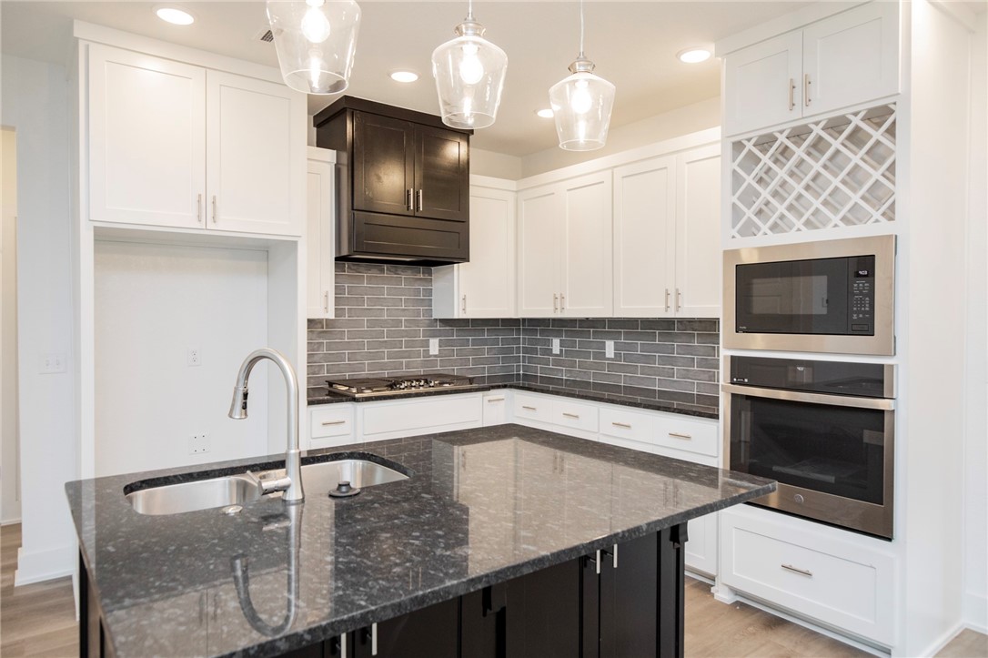 WALNUT GROVE SUB PH 1-BENTONVILLE - Residential